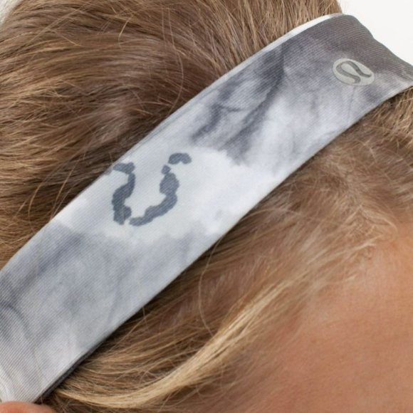 lululemon athletica Accessories - Lululemon Slipless Headband White Coal Tinted Canvas Super